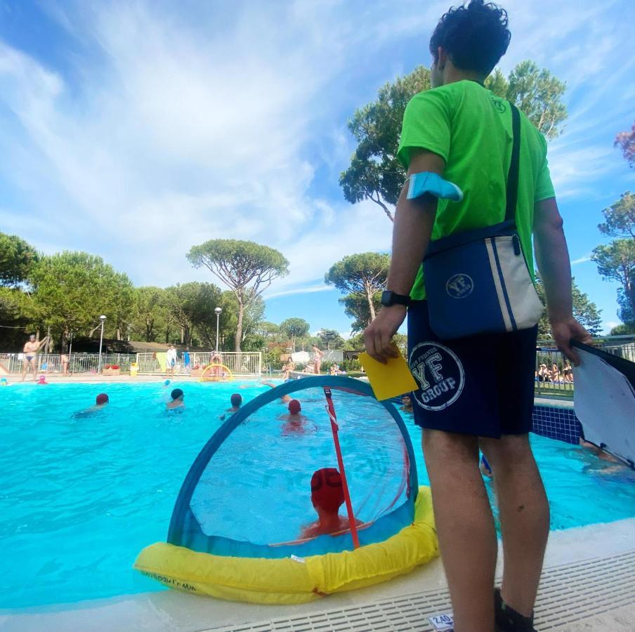 Appartamenti Campeggio Del Forte Marina Di Bibbona Esterno foto