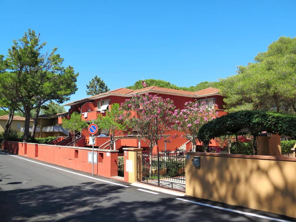 Appartamenti Campeggio Del Forte Marina Di Bibbona Esterno foto