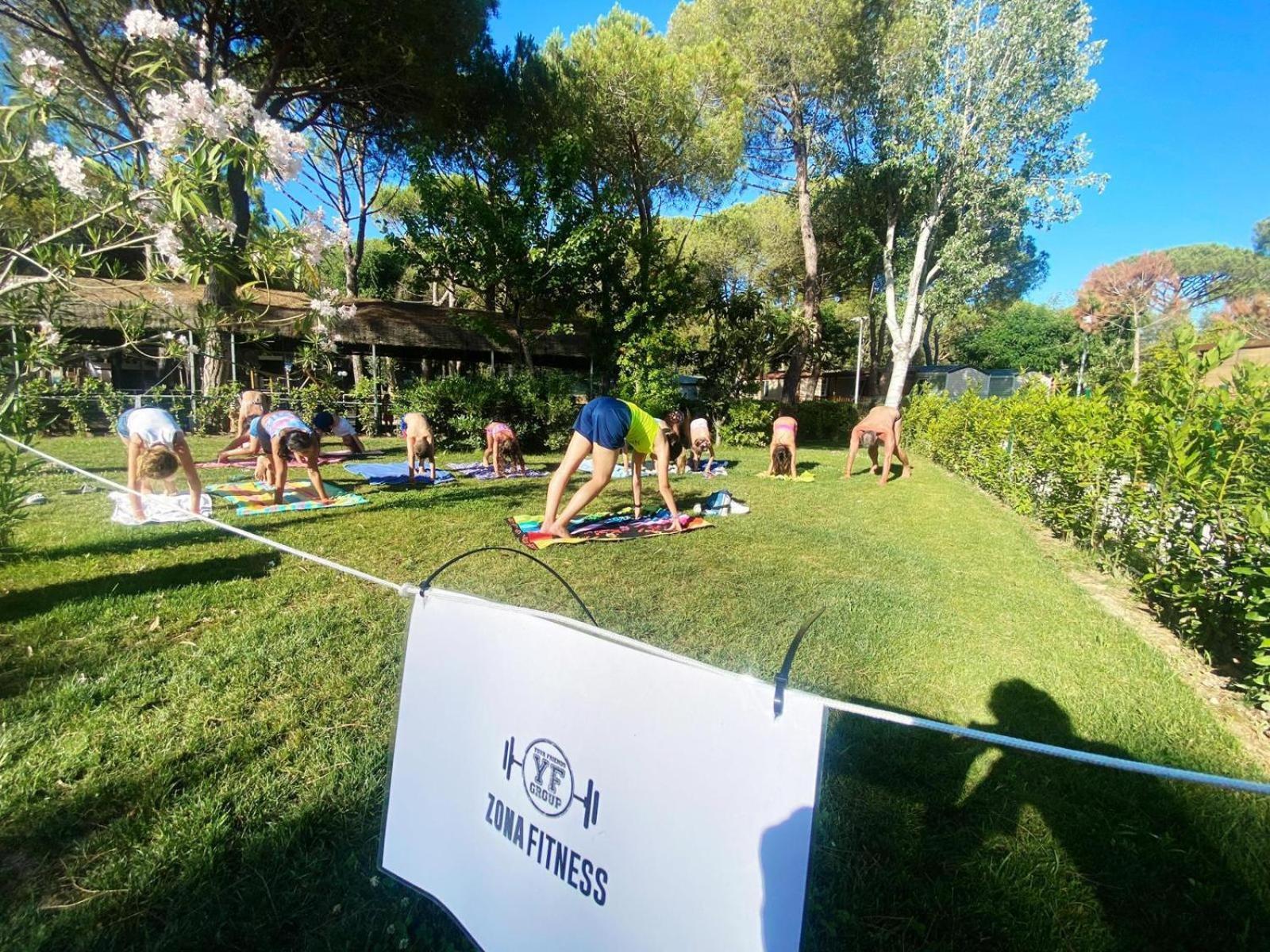 Appartamenti Campeggio Del Forte Marina Di Bibbona Esterno foto